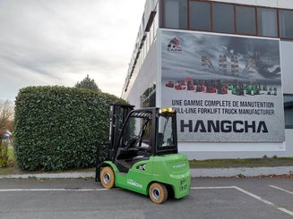 Carrello elevatore frontale a 4 ruote Hangcha XC30i