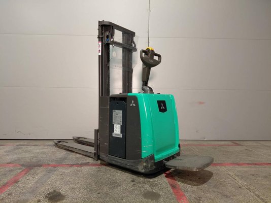 Stoccatori con piattaforma Mitsubishi SBV12P - 1