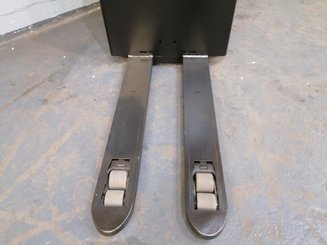Commissionatore a basso livello Caterpillar NPR20N - 7