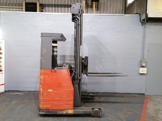 Carrelli retrattili Nissan UNS 160 - 1