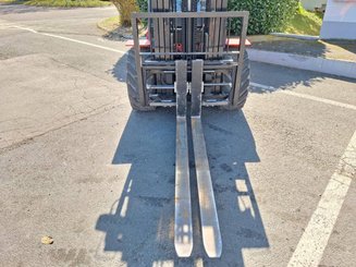 Carrelli elevatori fuoristrada Hangcha TT30-2