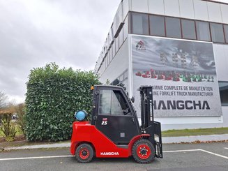 Carrello elevatore frontale a 4 ruote Hangcha XF25G