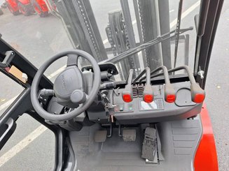 Carrello elevatore frontale a 4 ruote Hangcha XF25G