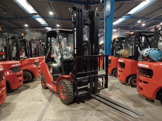 Carrello elevatore frontale a 4 ruote Hangcha XF25D