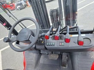 Carrello elevatore frontale a 4 ruote Hangcha A4W50-E