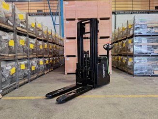 Stoccatori guida in accompagnamento Hangcha CDD16-AC1-LI