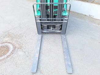 Carrello elevatore frontale a 4 ruote Mitsubishi FG15N