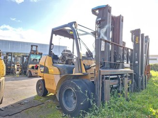 Carrello elevatore frontale a 4 ruote Caterpillar GP40N