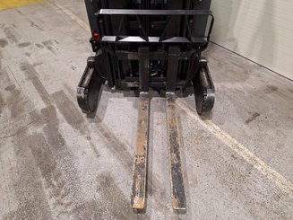 Carrelli retrattili Mitsubishi RB14N