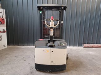 Carrello stoccatore a razze larghe Crown SHR5520-1.3