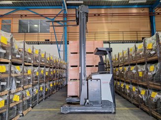 Carrelli retrattili UniCarriers UHD-200-DTFVXF-955
