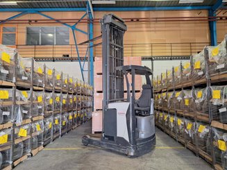 Carrelli retrattili UniCarriers UHD-200-DTFVXF-955