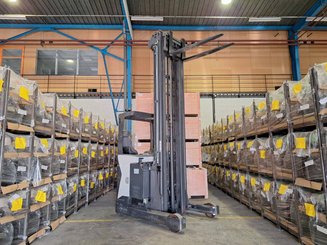 Carrelli retrattili UniCarriers UHD-200-DTFVXF-955