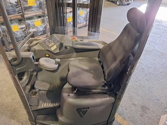 Carrelli retrattili UniCarriers UHD-200-DTFVXF-955
