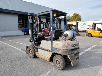 Carrello elevatore frontale a 4 ruote Komatsu FG25 T 11 E - 11