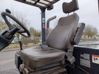 Carrello elevatore frontale a 4 ruote Doosan D1808-S