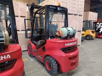 Carrello elevatore frontale a 4 ruote Hangcha XF30G-2