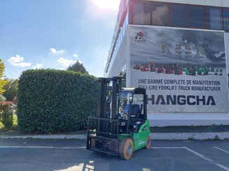 Carrello elevatore frontale a 4 ruote Hangcha XC25i
