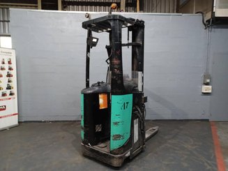 Stoccatori con pedana Caterpillar NSR20N