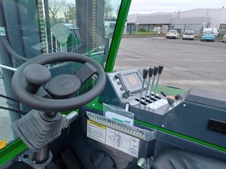 Carrelli multidirezionali Combilift CBE3000