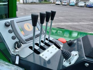 Carrelli multidirezionali Combilift CBE3000