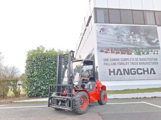 Carrelli elevatori fuoristrada Hangcha TT18-2