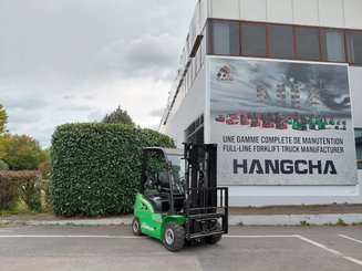 Carrello elevatore frontale a 4 ruote Hangcha XC25i