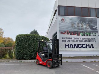 Carrello elevatore frontale a 4 ruote Hangcha XF18D-2