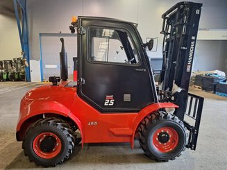 Carrelli elevatori fuoristrada Hangcha TT25-4