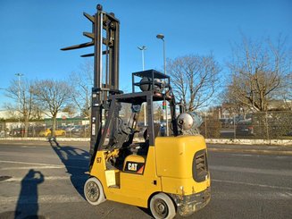 Carrello elevatore frontale a 4 ruote Caterpillar GC45K SWB