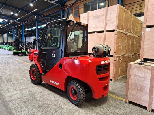 Carrello elevatore frontale a 4 ruote - XF55G