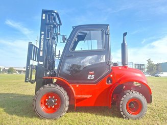 Carrelli elevatori fuoristrada Hangcha TT25-2