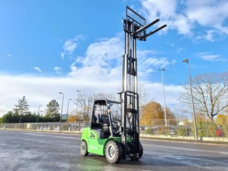 Carrelli elevatori elettrici Hangcha XE35Hi (CPD35-XEY2H1-SI)
