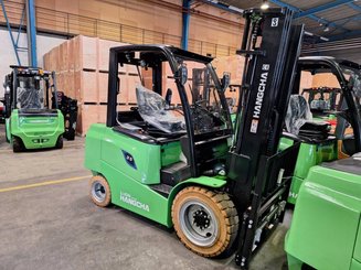 Carrello elevatore frontale a 4 ruote Hangcha AE35-I