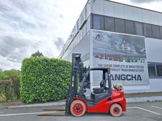 Carrello elevatore frontale a 4 ruote Hangcha XF35G-2