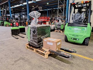 Transpallet con pedana Hangcha CBD20-AC2S-i - 1