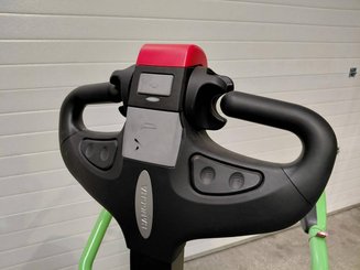 Transpallet con pedana Hangcha CBD20-AC2S-i