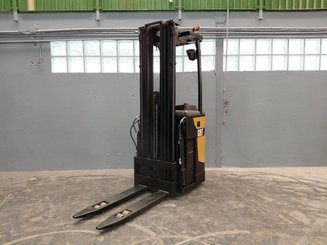 Stoccatori con pedana Caterpillar NSR16N