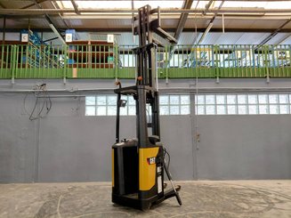 Stoccatori con pedana Caterpillar NSR16N