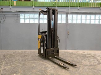 Stoccatori con pedana Caterpillar NSR16N