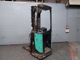 Stoccatori con pedana Caterpillar NSR16N