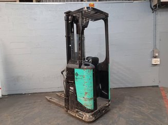 Stoccatori con pedana Caterpillar NSR16N