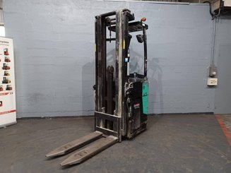 Stoccatori con pedana Caterpillar NSR20N