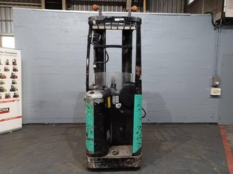 Stoccatori con pedana Caterpillar NSR20N