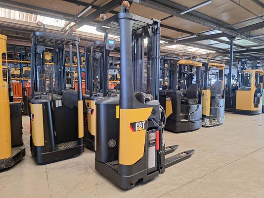 Stoccatori con pedana Caterpillar NSR16N - 1