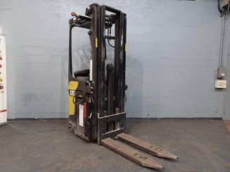 Stoccatori con pedana Caterpillar NSR20N