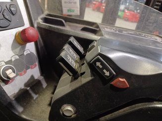 Carrelli retrattili Caterpillar NR14NH