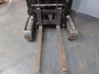 Carrelli retrattili Caterpillar NR16N2
