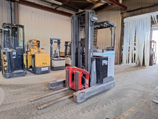 Carrelli retrattili Nissan UHD250DTFVRF480
