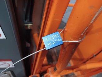 Navicella a gruppo di sollevamento verticale JLG TOUCAN DUO
